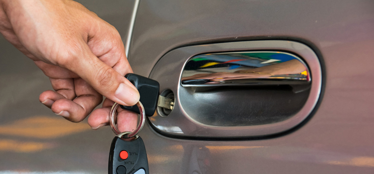 Car door lock repair in Maryvale